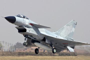 开云平台-铁壁阿坎吉，欧冠淘汰赛之夜的全场统治者