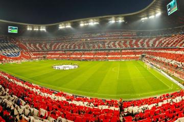 开云体育登录-萨内闪耀定乾坤！阿尔及利亚史诗逆转力克瑞典，关键先生铸就绿茵传奇