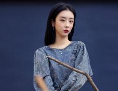 开云官网-南美飓风席卷诺坎普，欧冠半决赛上演厄瓜多尔奇迹制霸巴萨