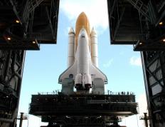 开云体育-西甲国家德比之夜，当足球棋盘落下篮球之子，哈利伯顿关键进球定乾坤