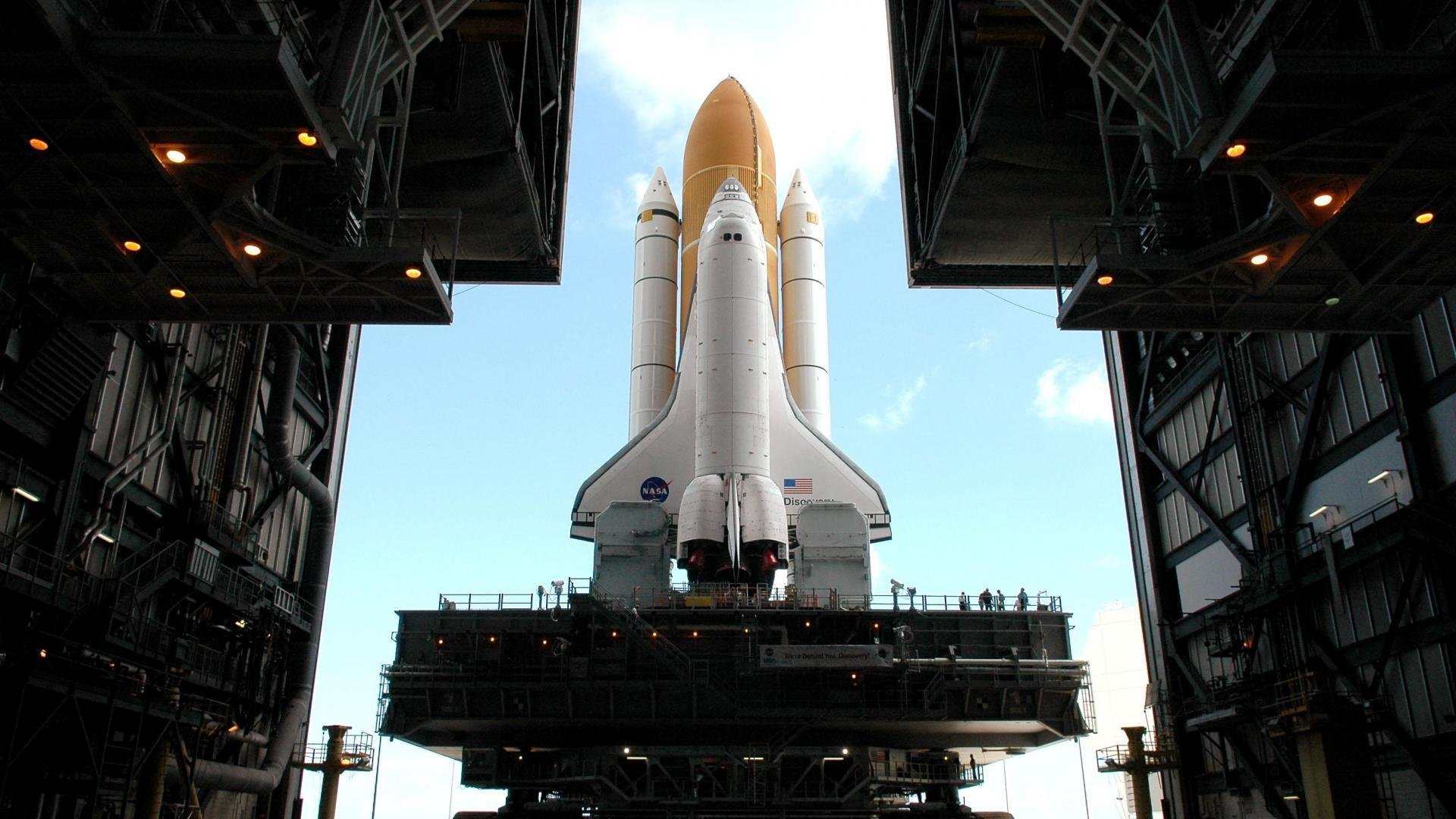 开云体育-西甲国家德比之夜,当足球棋盘落下篮球之子,哈利伯顿关键进球定乾坤