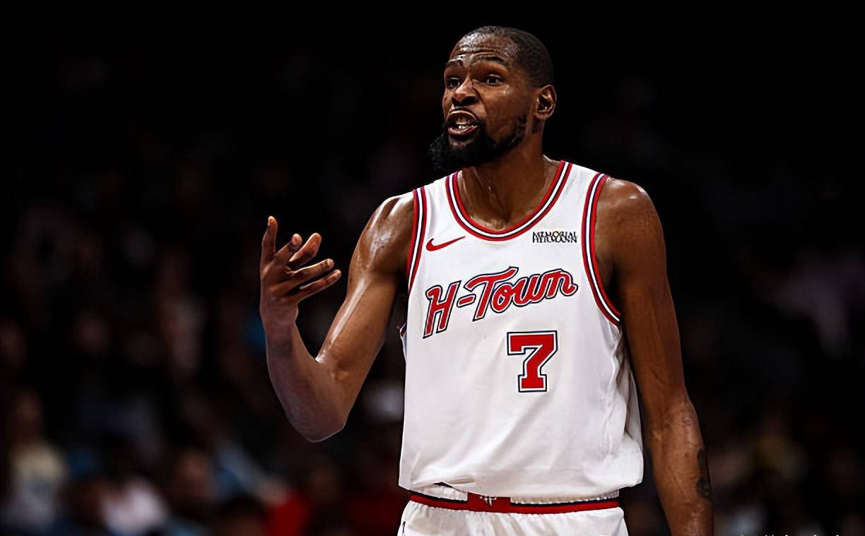 开云体育app-快船对阵吉林队,杜兰特攻防两端统治