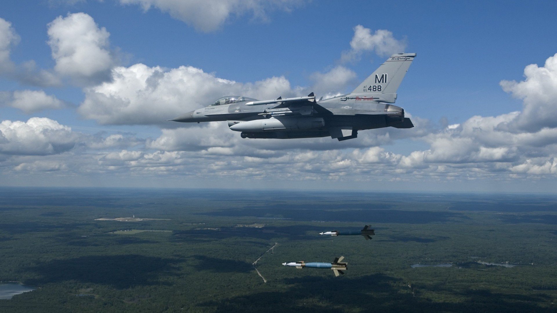 开云体育-是狂妄还是自信？莫兰特用一记死亡隔扣让质疑者闭嘴，火箭三节击溃奇才！