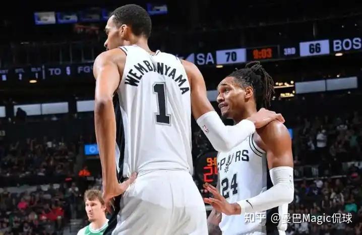 开云平台-马刺对阵凯尔特人，哈利伯顿关键战不手软