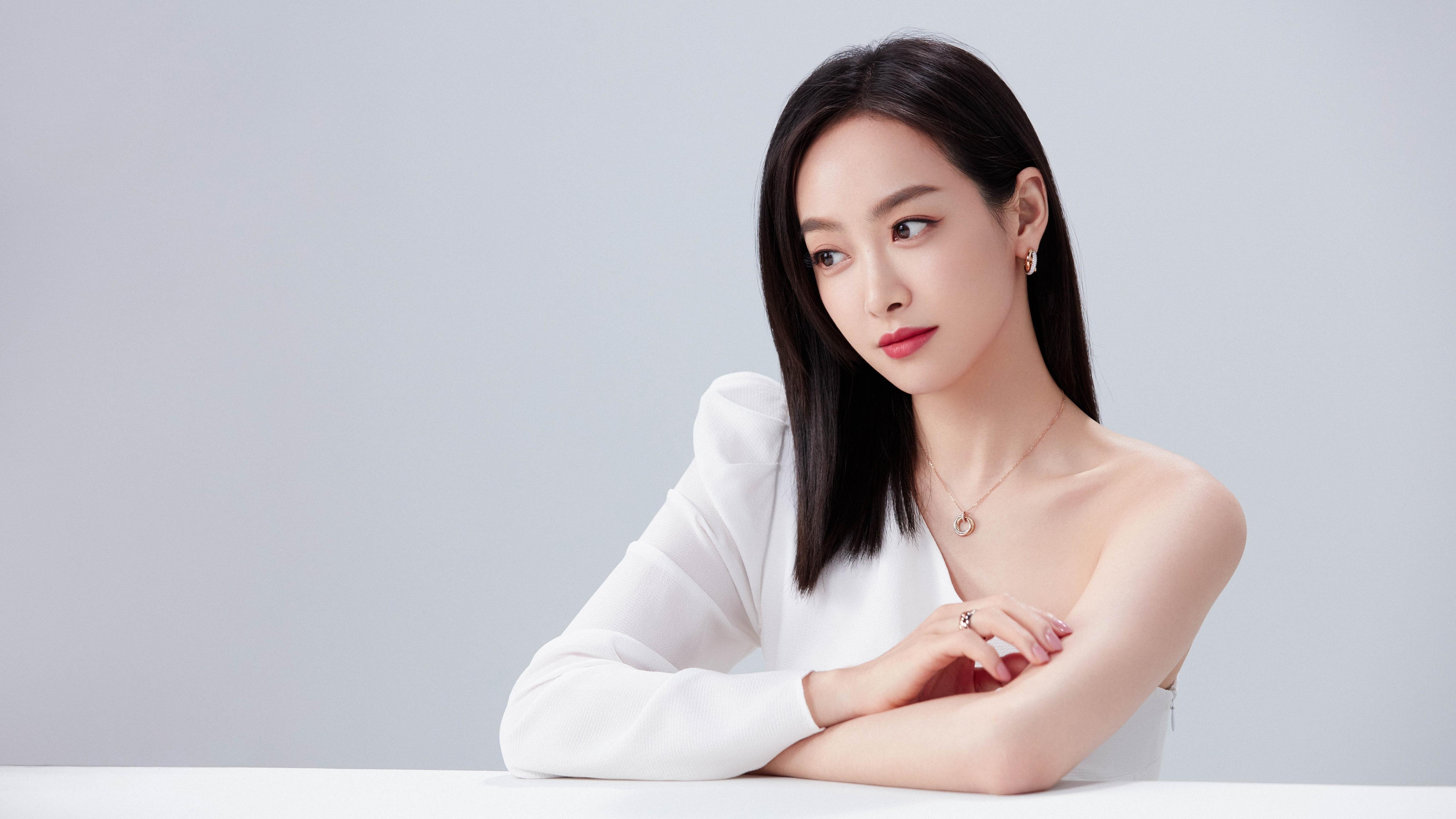 开云APP-钢铁防线与致命箭矢,霍勒迪高能输出引领活塞全面压制公牛